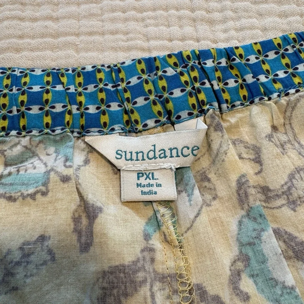 Sundance Printed Shorts Size XL Petite Pull On 100% Cotton Floral Bohemian Beach
